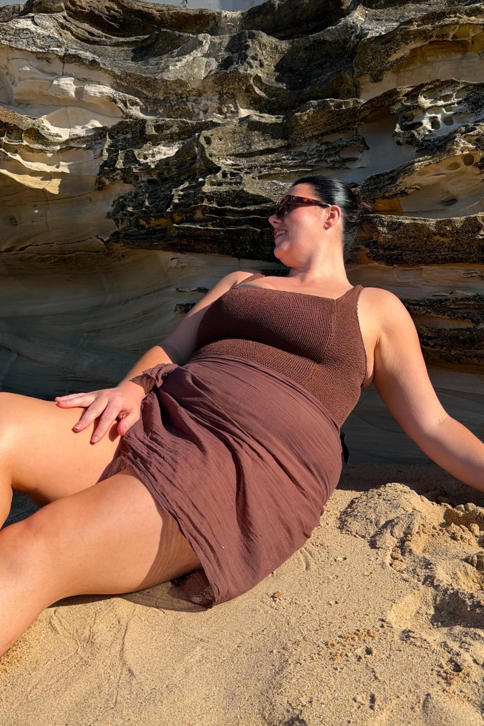 Beach Sarong CHOCOLATE - Image 6