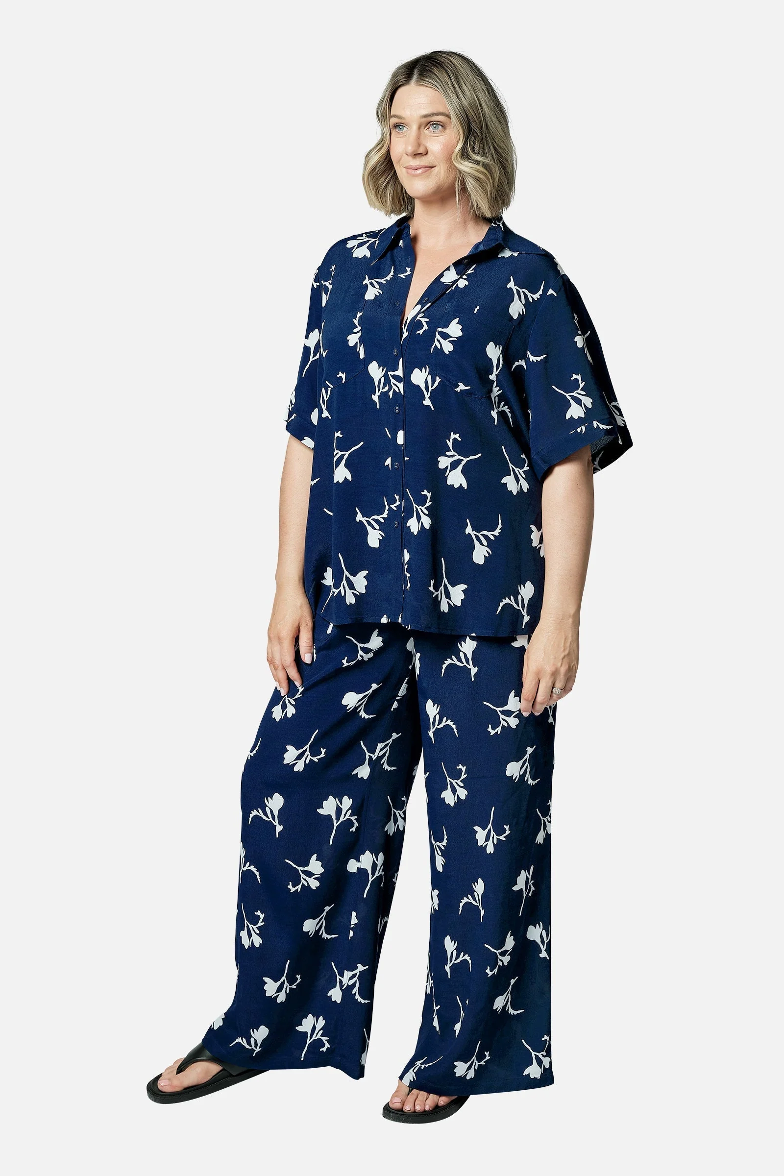 Palazzo Pants FREESIA SILHOUETTE NAVY - Image 13
